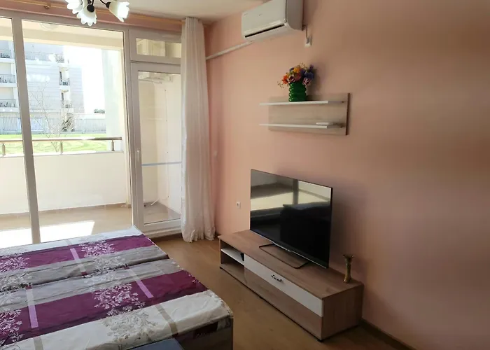 Sarafovo Sea Paradise Апартамент